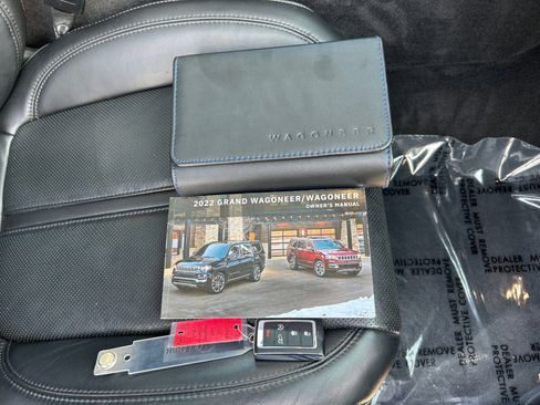 Used 2022 Jeep Wagoneer Series I w/ Premium Group I image 23