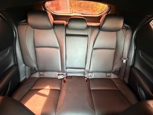 Used 2019 MAZDA MAZDA3 Hatchback image 19