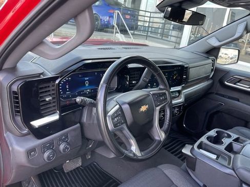Used 2023 Chevrolet Silverado 1500 LT w/ Protection Package image 8