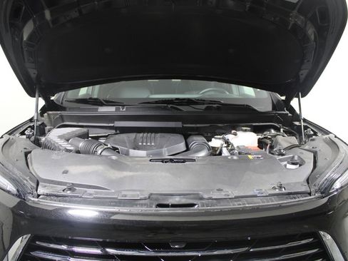 Used 2025 Buick Enclave Preferred image 7