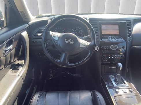Used 2017 INFINITI QX70 2WD image 9