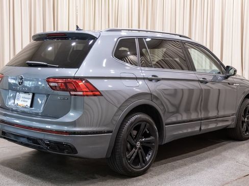 Certified 2024 Volkswagen Tiguan SE R-Line AWD/4WD image 6