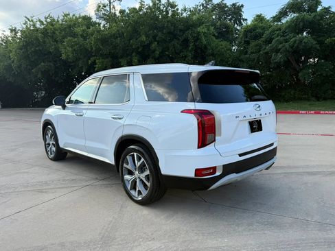 Used 2021 Hyundai Palisade SEL w/ Premium Package FWD image 4