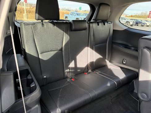 Certified 2025 Toyota Grand Highlander AWD image 10