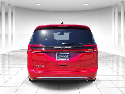 New 2026 Chrysler Pacifica Select FWD image 4