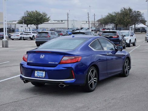Used 2016 Honda Accord Touring image 6