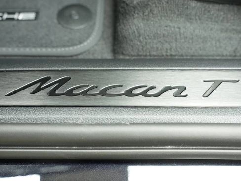 New 2026 Porsche Macan Turbo AWD/4WD image 33