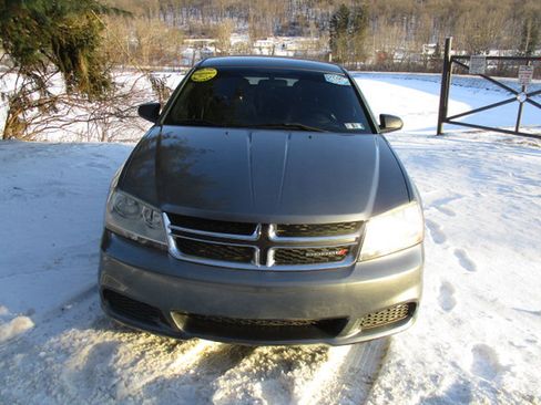 Used 2013 Dodge Avenger SE image 5