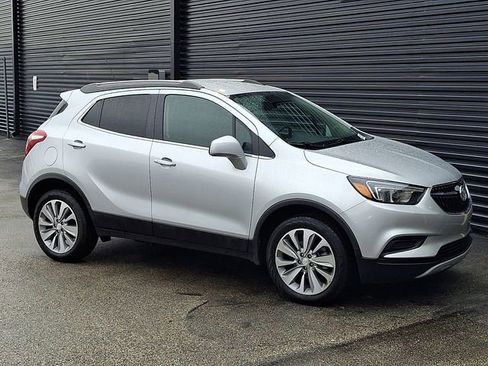 Used 2020 Buick Encore Preferred w/ Safety Package image 9