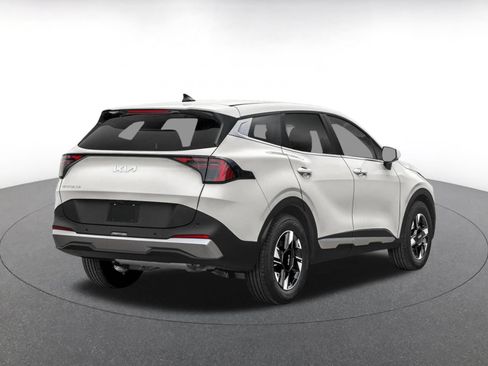 Used 2026 Kia Sportage LX FWD image 2