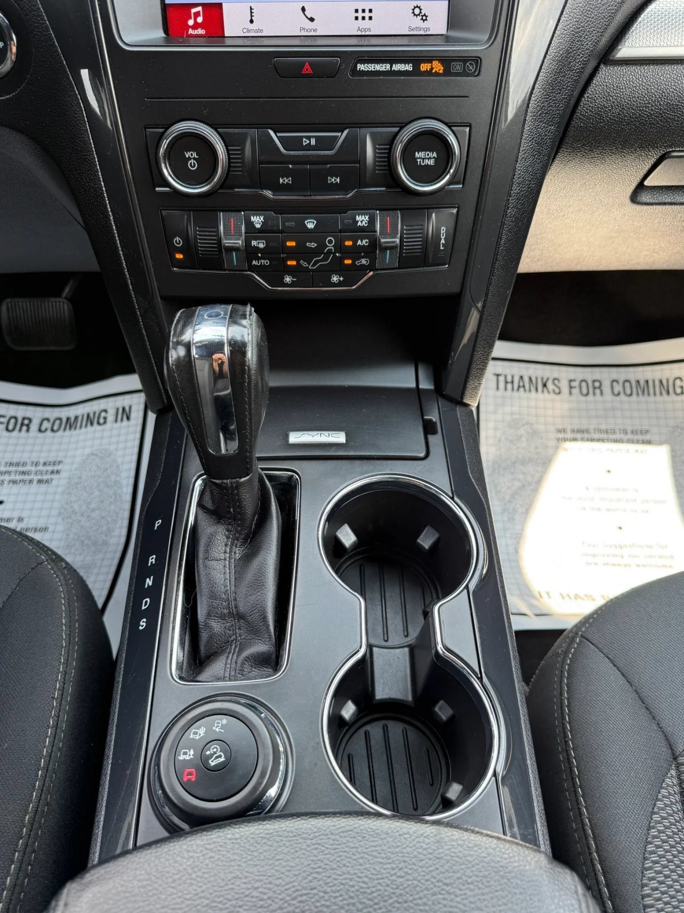 Used 2018 Ford Explorer XLT w/ Equipment Group 201A AWD/4WD image 30