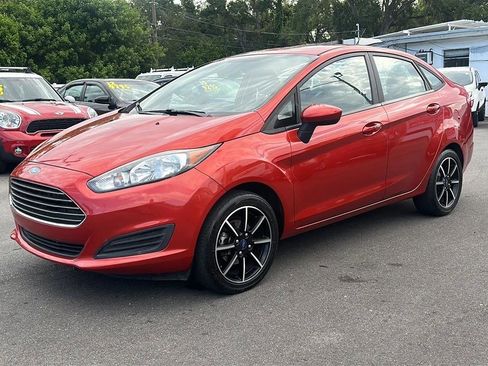 Used 2018 Ford Fiesta SE FWD image 15