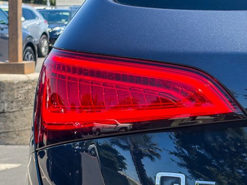 Used 2016 Audi Q5 2.0T Premium Plus w/ Technology Package AWD/4WD image 8