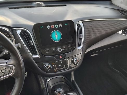 Used 2016 Chevrolet Malibu LT image 19