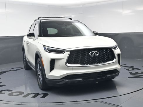 Used 2023 INFINITI QX60 Autograph w/ Cargo Package image 3