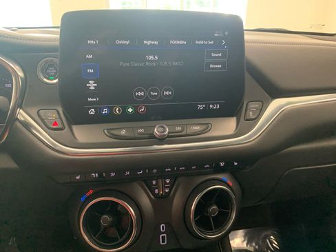 Used 2024 Chevrolet Blazer LT image 26