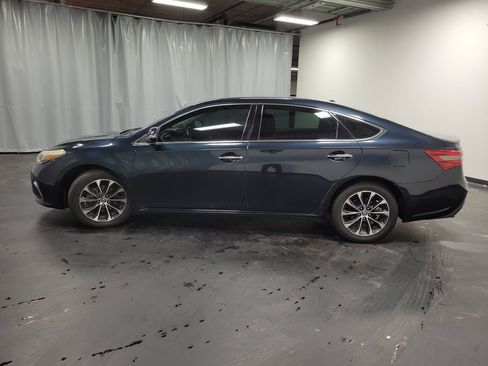 Used 2016 Toyota Avalon XLE image 5