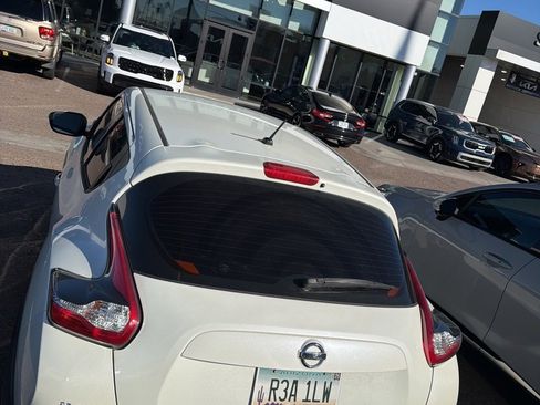 Used 2016 Nissan Juke S image 9