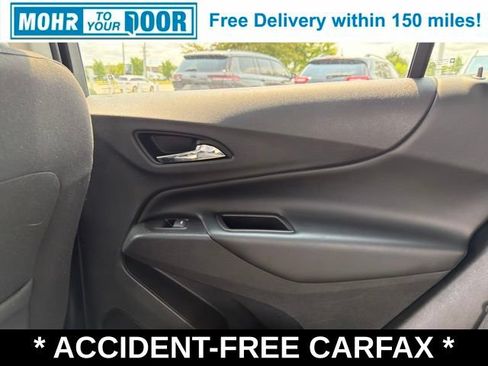Used 2018 Chevrolet Equinox LT FWD image 43