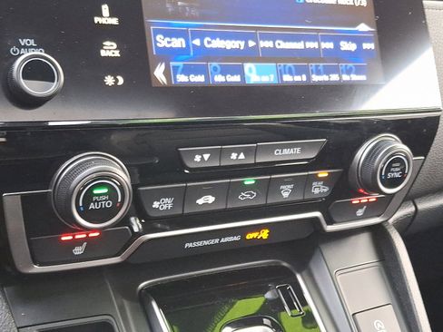 Used 2020 Honda CR-V Touring image 16