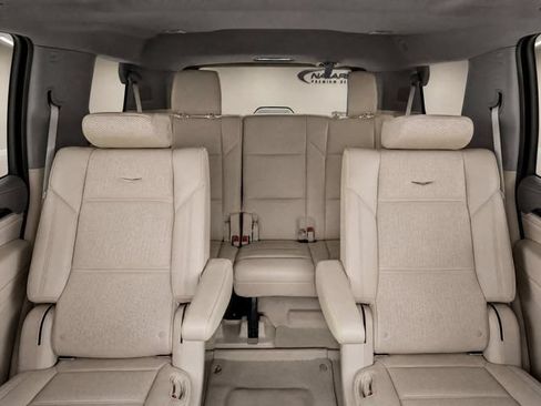 Used 2022 Cadillac Escalade Sport Platinum RWD image 14