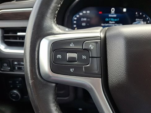 Used 2022 Chevrolet Suburban Z71 AWD/4WD image 24