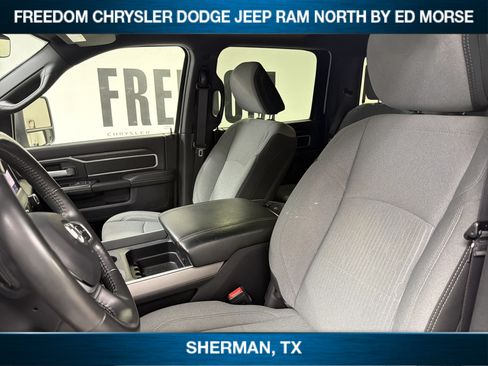 Used 2024 RAM 2500 Big Horn w/ Off Road Package AWD/4WD image 7