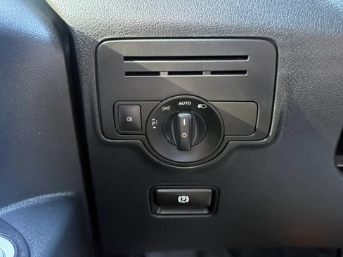 Used 2019 Mercedes-Benz Metris image 20
