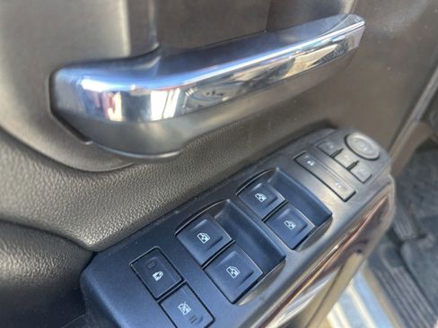 Used 2017 GMC Sierra 1500 SLT w/ Texas SLT Premium Package image 11