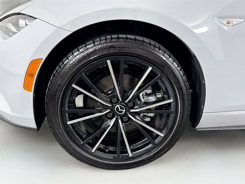Used 2026 MAZDA MX-5 Miata Grand Touring RWD image 40
