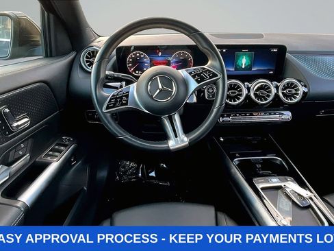Used 2025 Mercedes-Benz GLA 250 4MATIC image 10