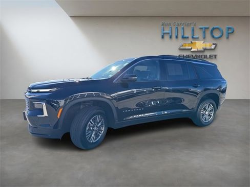 Certified 2025 Chevrolet Traverse LT image 13