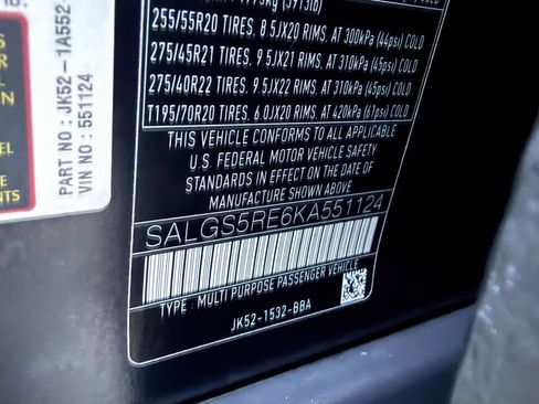 Used 2019 Land Rover Range Rover Long Wheelbase Supercharged image 27