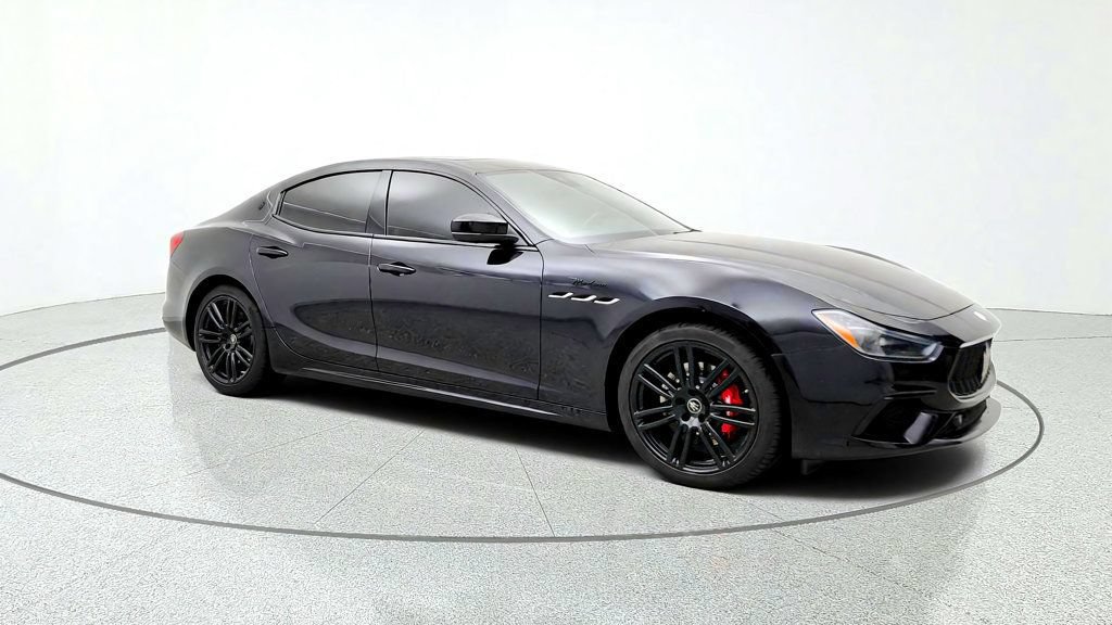 Used 2023 Maserati Ghibli Modena Q4 AWD/4WD image 3