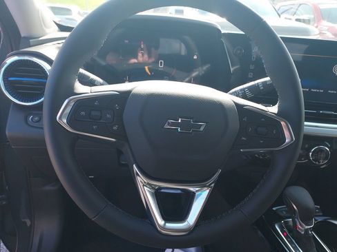 New 2026 Chevrolet Trax LT w/ Driver Confidence Package FWD image 17