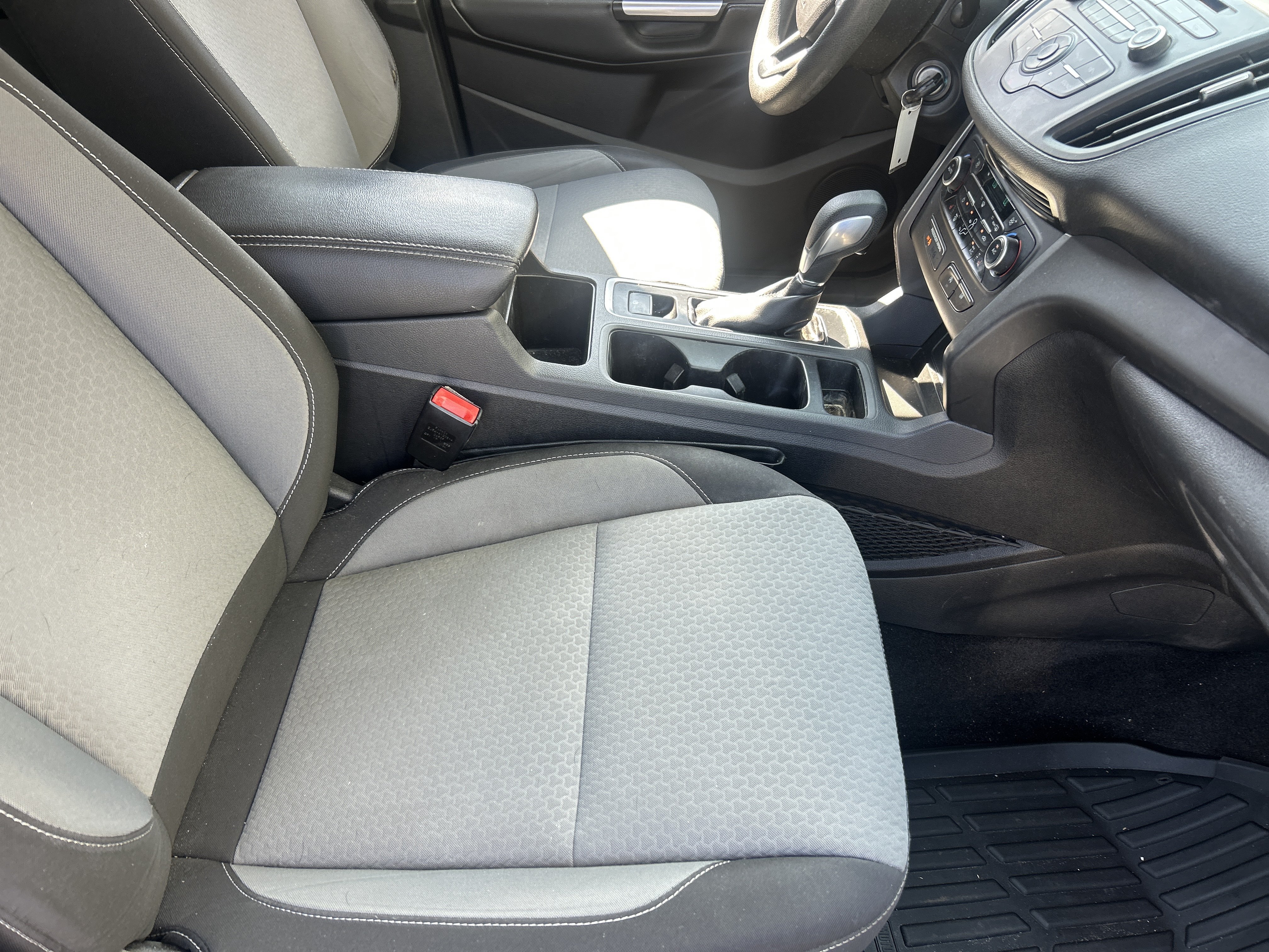 Used 2018 Ford Escape SE FWD image 49