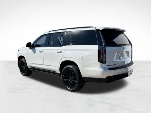 Used 2023 Cadillac Escalade Sport w/ LPO, ONYX Package image 3