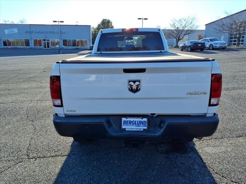 Used 2018 RAM 2500 Tradesman image 11