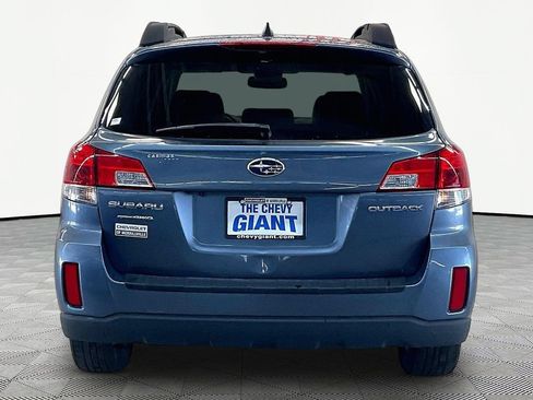 Used 2014 Subaru Outback 2.5i Limited AWD/4WD image 6