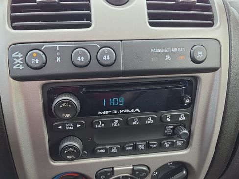 Used 2009 Chevrolet Colorado LT w/ Power Convenience Package AWD/4WD image 12