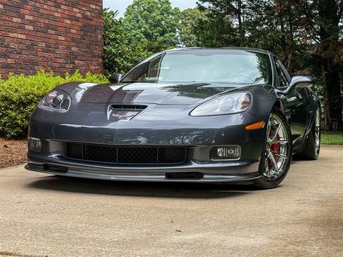 Used 2009 Chevrolet Corvette Z06 w/ Preferred Equipment Group RWD image 7