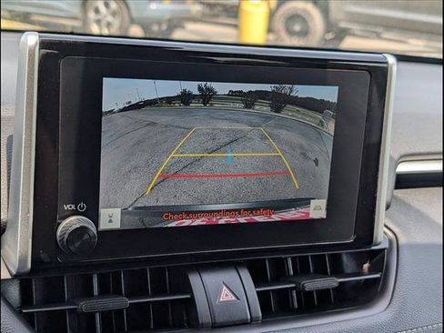 Used 2024 Toyota RAV4 XLE image 12