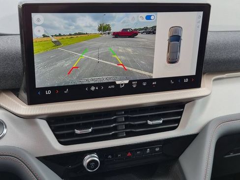 New 2026 Ford Explorer Active AWD/4WD image 13