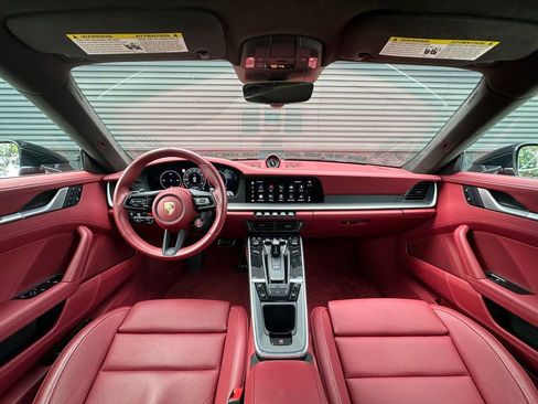 Certified 2025 Porsche 911 Carrera RWD image 6
