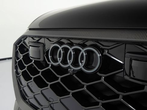 Used 2026 Audi RS Q8 performance AWD/4WD image 42