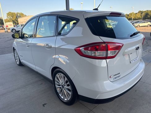 Used 2018 Ford C-MAX SE image 4