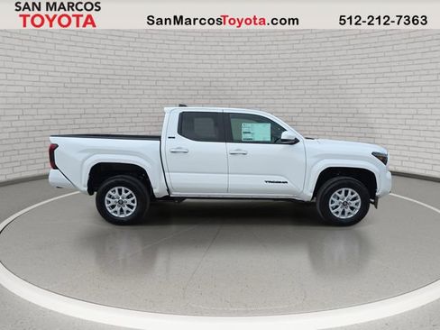 New 2026 Toyota Tacoma SR5 AWD/4WD image 4