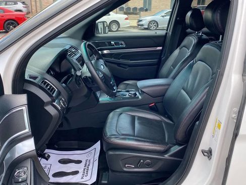 Used 2017 Ford Explorer Sport image 14