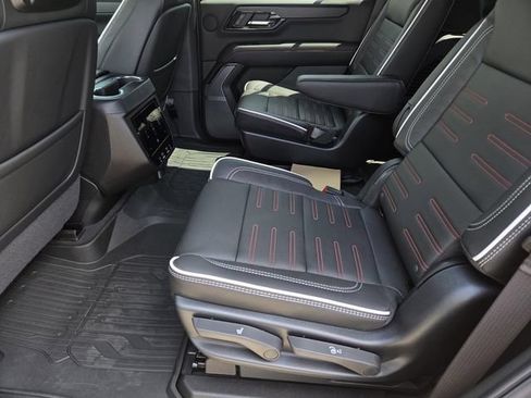 New 2026 GMC Yukon AT4 Ultimate AWD/4WD image 27