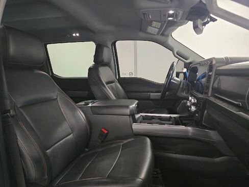 Used 2024 Ford F250 Lariat w/ FX4 Off-Road Package AWD/4WD image 16